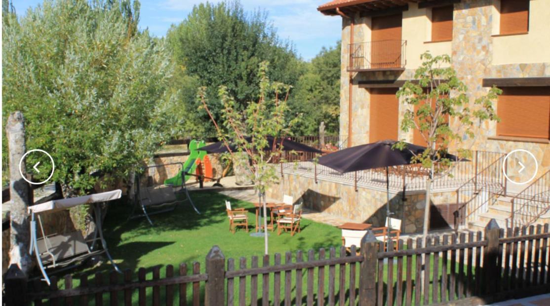 Apartamentos Rurales "La Cabana" Rascafría Kültér fotó